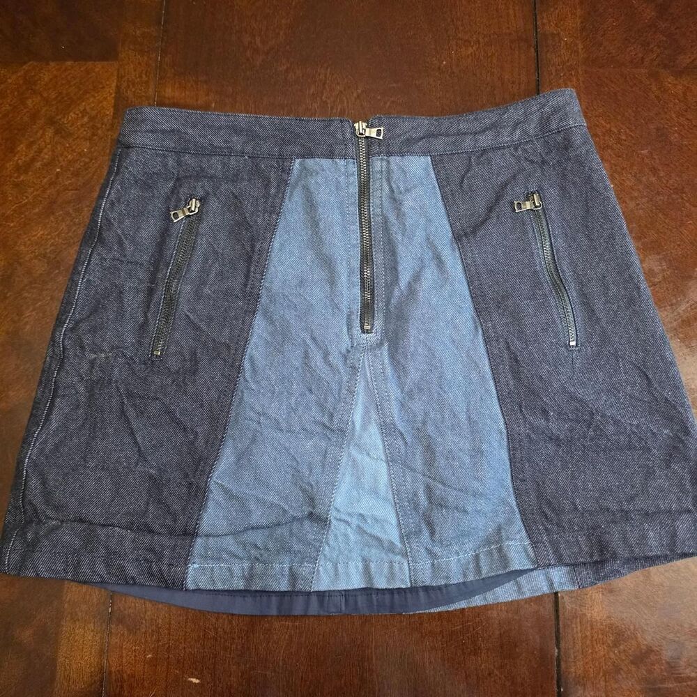 Y2k BCBG Max Azria Denim Skirt With Zipper Detail